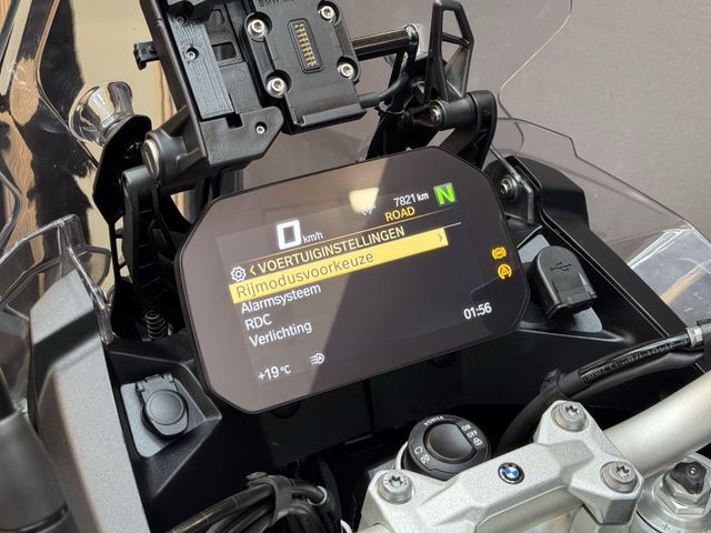 bmw - f-900-gs-adventure