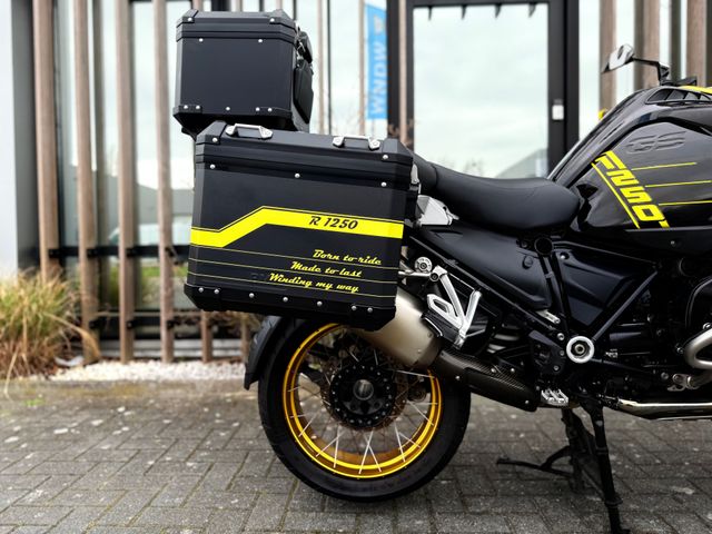 bmw - r-1250-gs-adventure-40-years-gs-edition