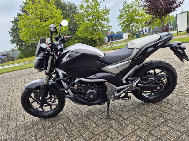 honda - nc-750-s-dct