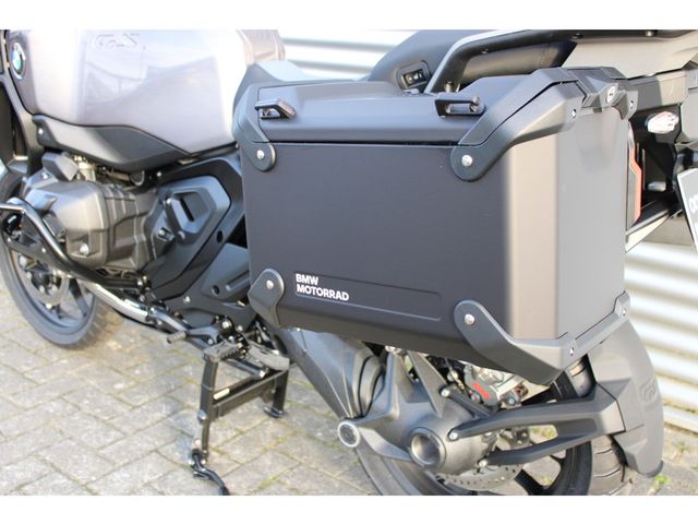 bmw - r-1300-gs-adventure