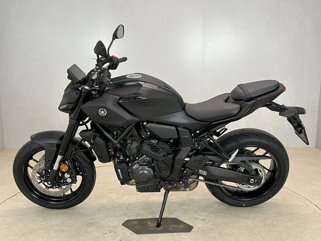 yamaha - mt-07-y-amt