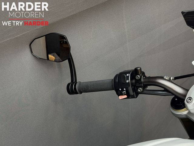 triumph - street-triple-675