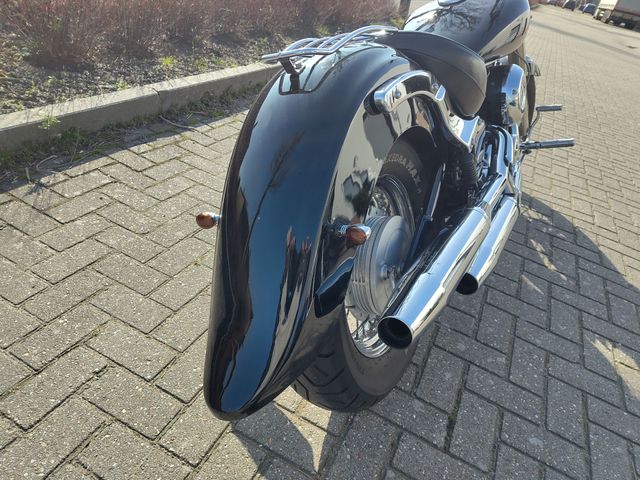 yamaha - xvs-650-dragstar