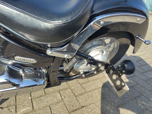 yamaha - xvs-650-dragstar