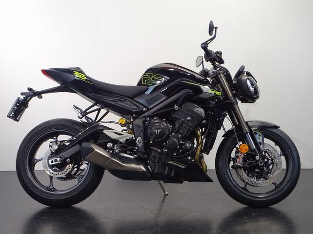 triumph - street-triple-rs