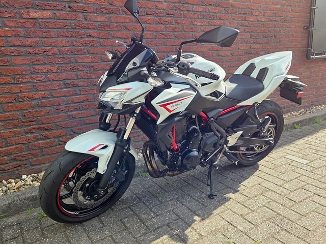 kawasaki - z650