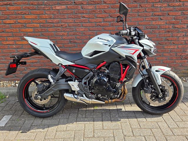 kawasaki - z650