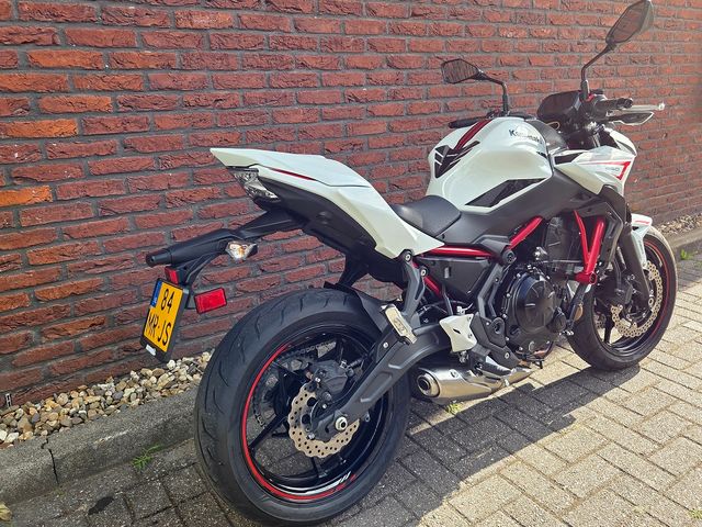 kawasaki - z650