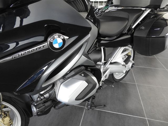 bmw - r-1250-rt