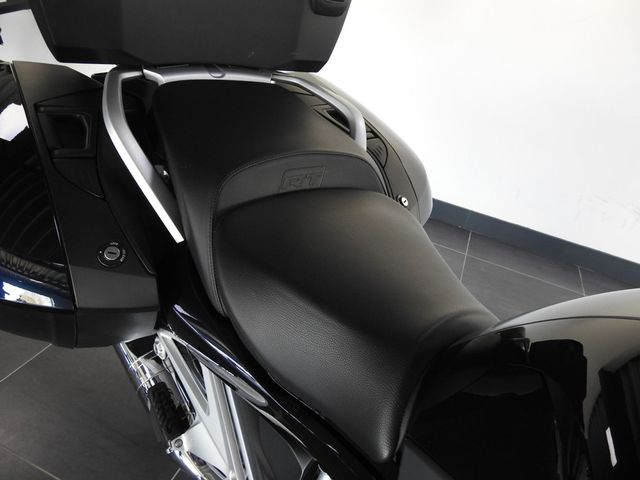 bmw - r-1250-rt