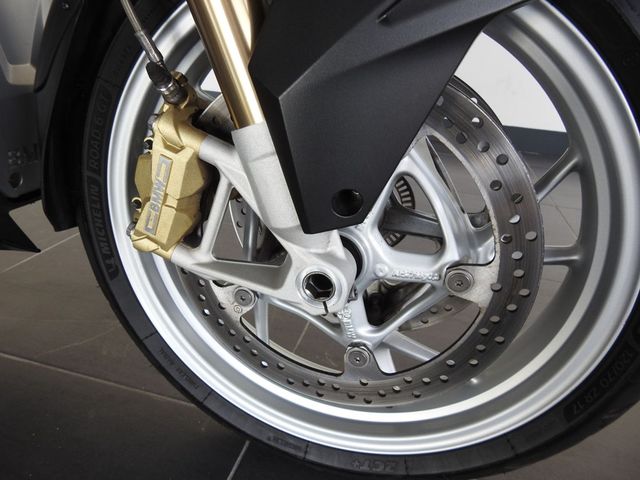 bmw - r-1250-rt