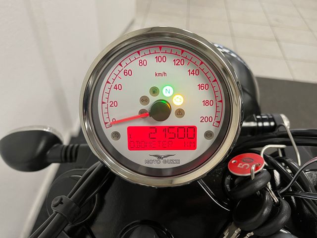 moto-guzzi - v-9-bobber