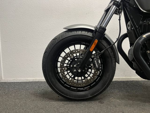 moto-guzzi - v-9-bobber