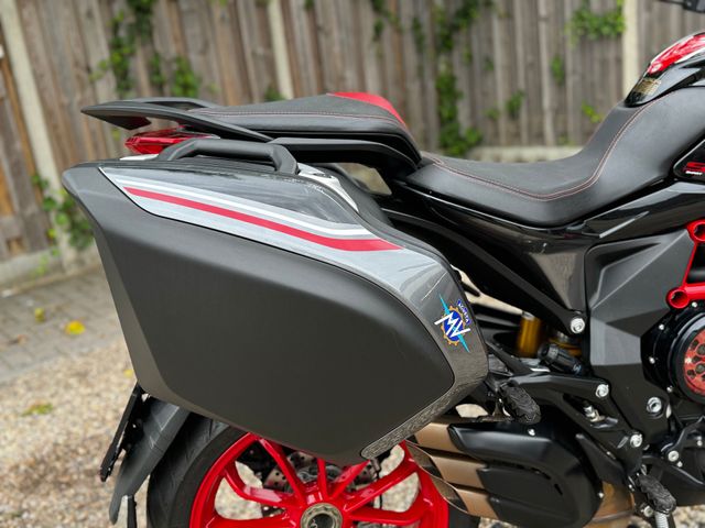 mv-agusta - turismo-veloce--800-lusso-scs