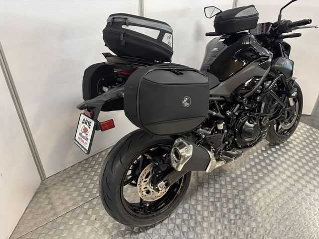 kawasaki - z900