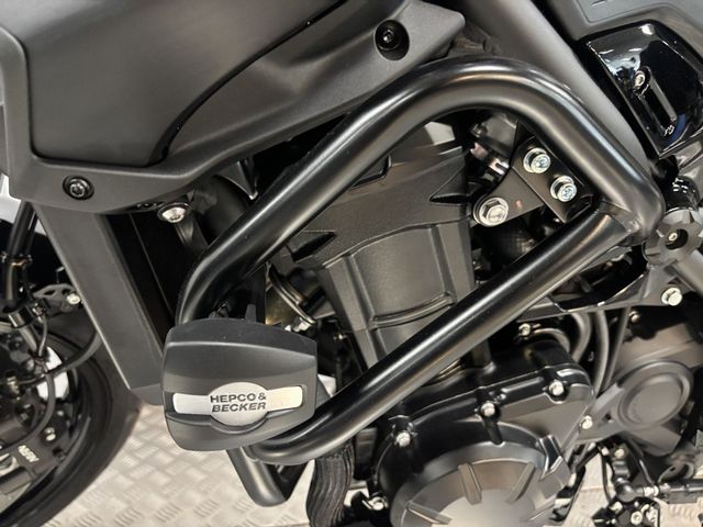 kawasaki - z900