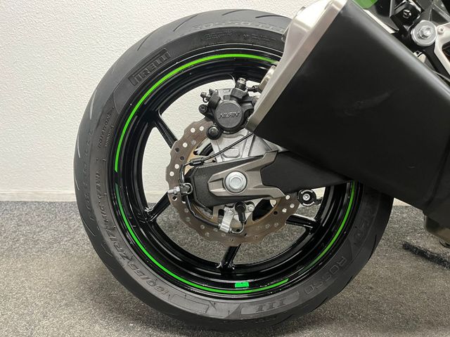 kawasaki - z-800-abs