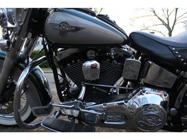 harley-davidson - heritage-softail-classic-flstc