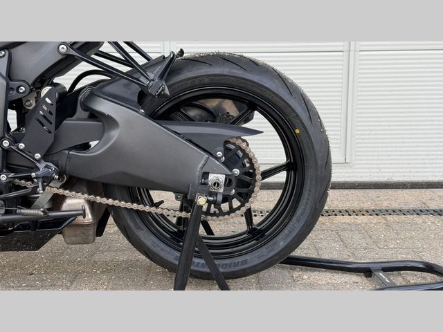 kawasaki - zx-6r