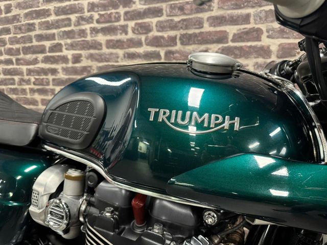 triumph - thruxton