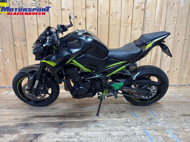 kawasaki - z900