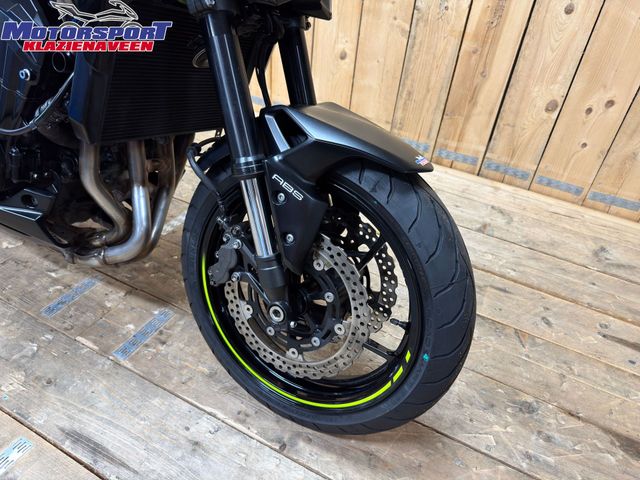 kawasaki - z900