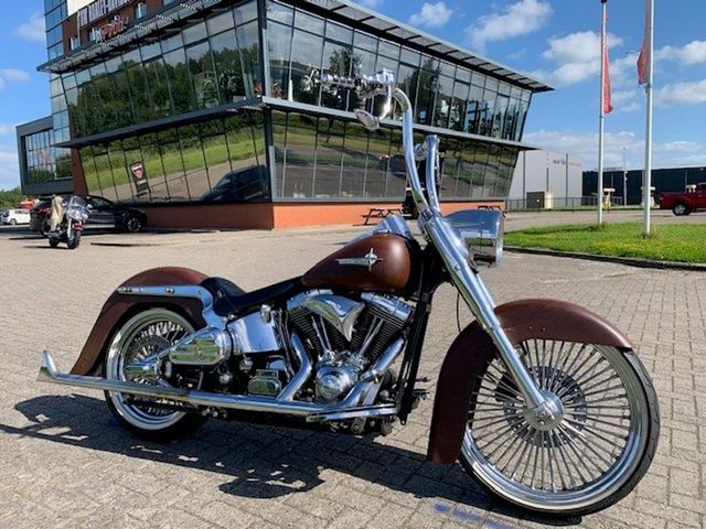 harley-davidson - heritage-softail-classic-flstc