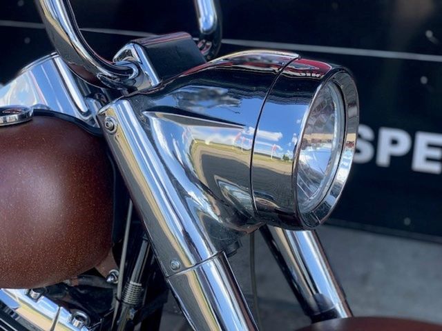 harley-davidson - heritage-softail-classic-flstc