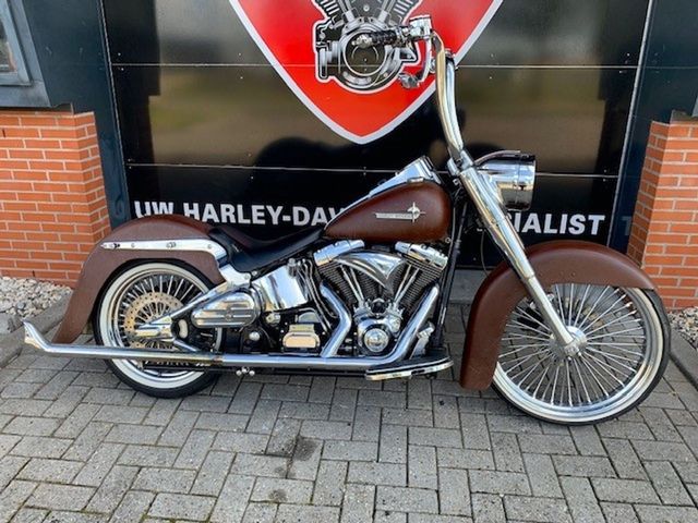 harley-davidson - heritage-softail-classic-flstc