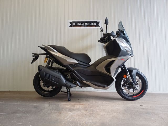 aprilia - sr-gt-400