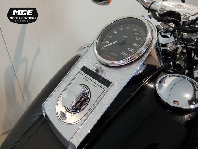 harley-davidson - softail-standard