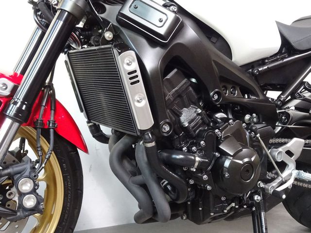 yamaha - xsr-900-abs