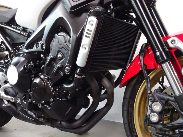 yamaha - xsr-900-abs