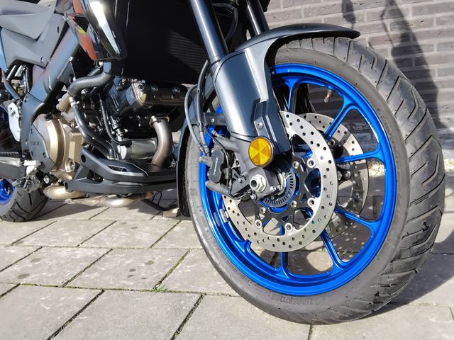 suzuki - v-strom-1050-a
