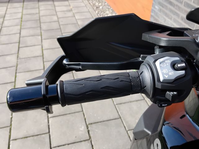 suzuki - v-strom-1050-a