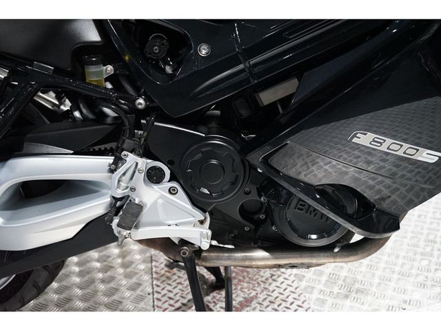 bmw - f-800-st