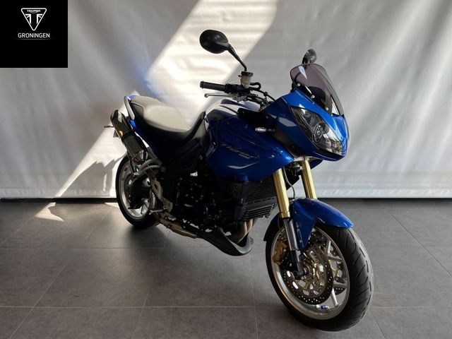 triumph - tiger-1050