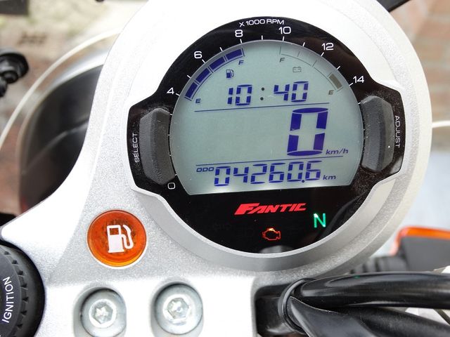 fantic - caballero-500-scrambler