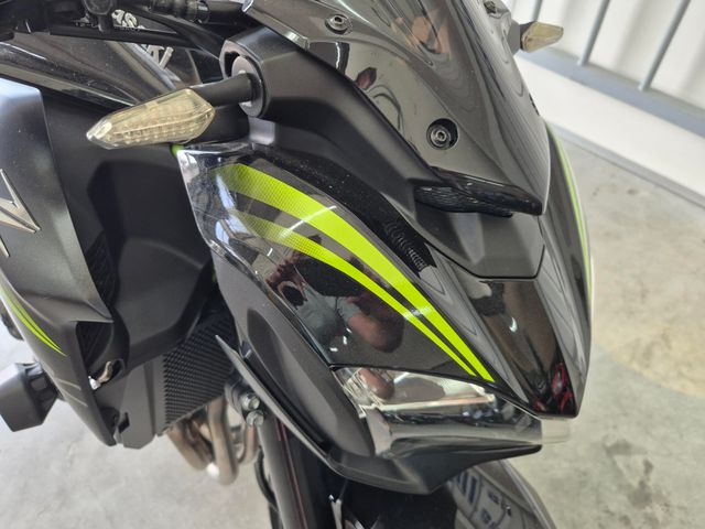 kawasaki - z900