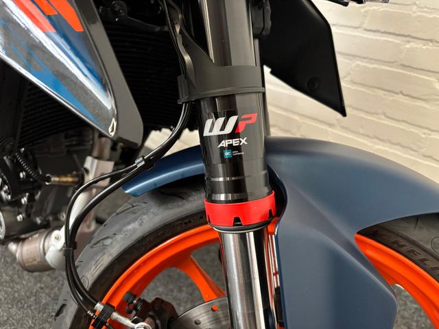 ktm - 125-duke