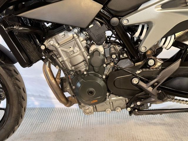 ktm - 790-duke