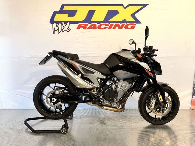 ktm - 790-duke