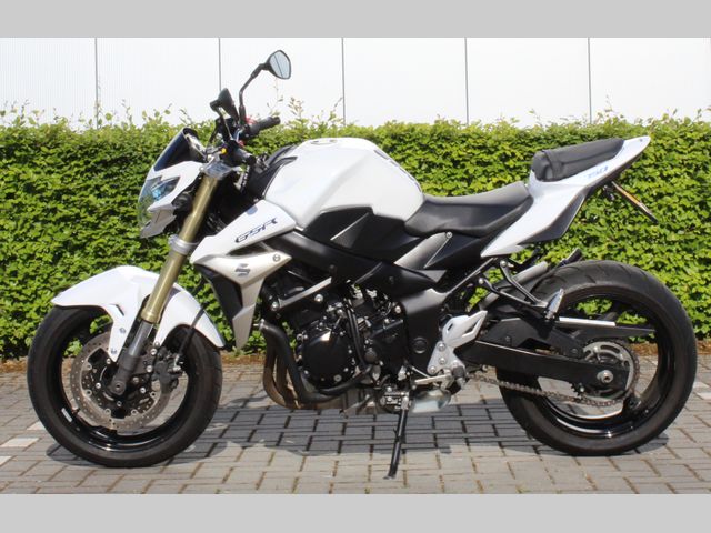 suzuki - gsr-750