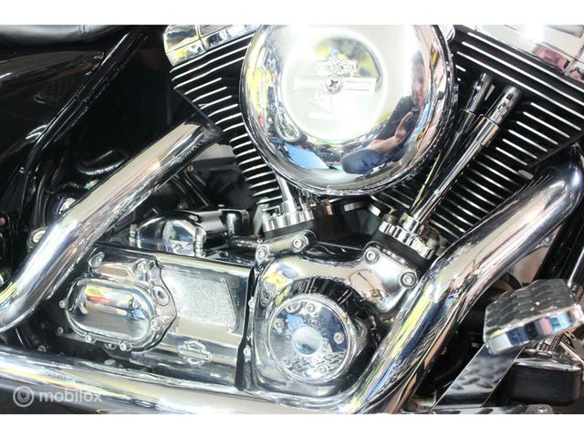 harley-davidson - road-king-classic-flhrci