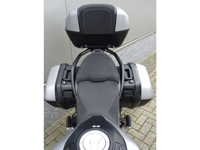 moto-guzzi - stelvio