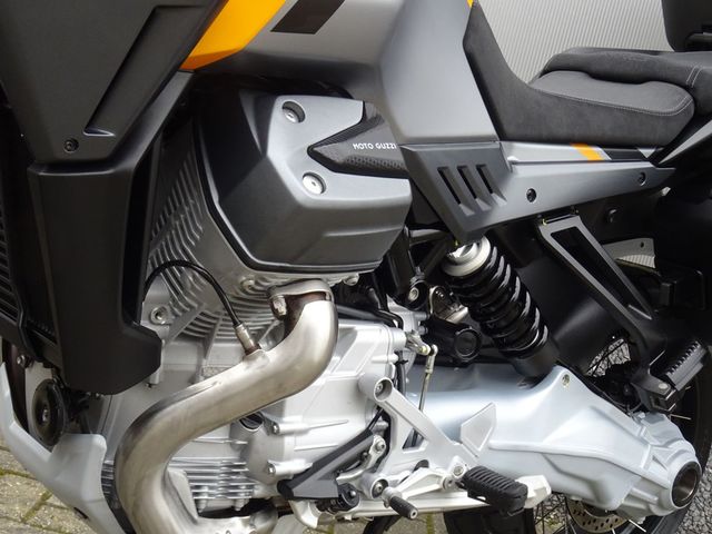 moto-guzzi - stelvio