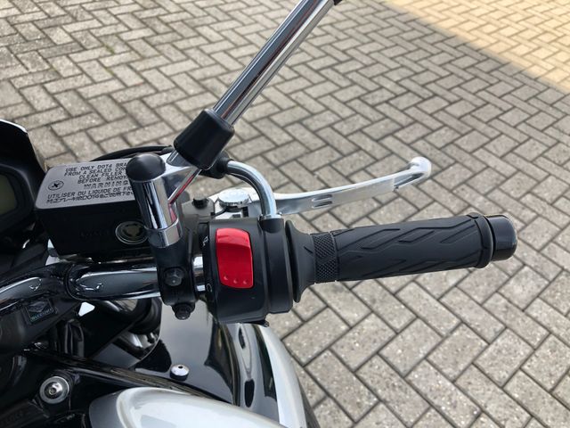 suzuki - sfv-650-gladius