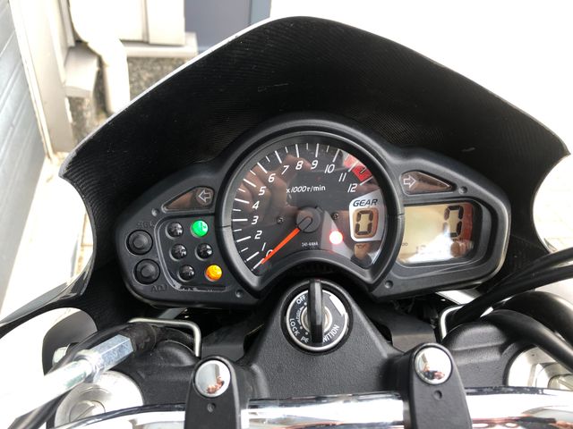 suzuki - sfv-650-gladius