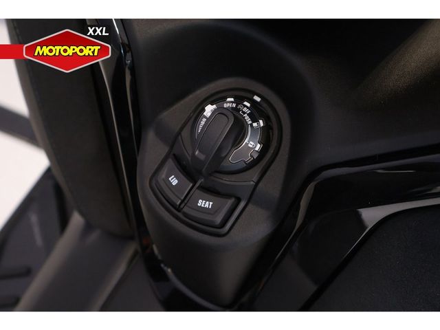 yamaha - x-max-300-tech-max