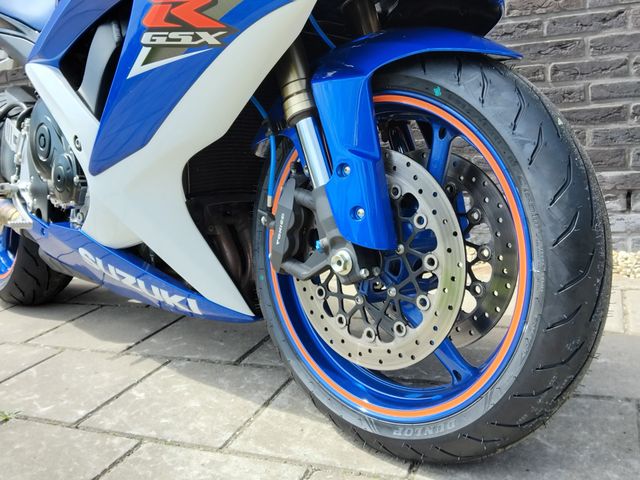 suzuki - gsx-r-600